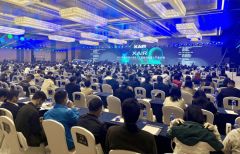 款针对性AI智能机械人产物：2025年12月13日 
